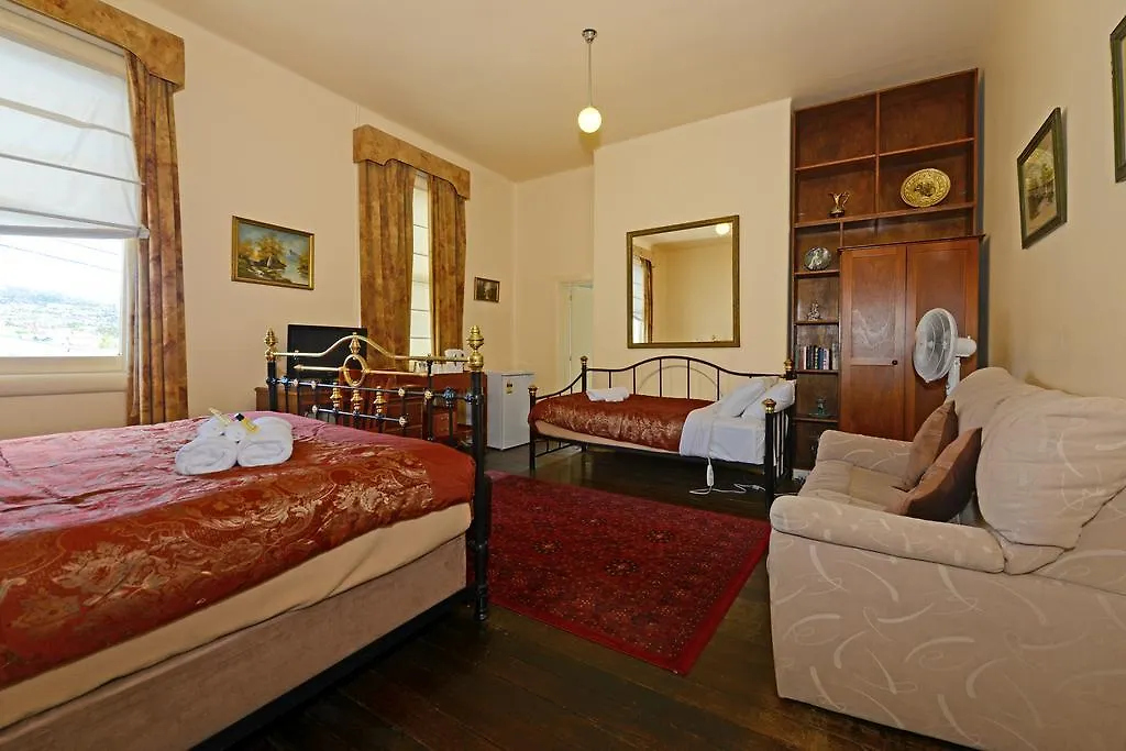 הובארט Edinburgh Gallery Bed & Breakfast 3*,  אוסטרליה