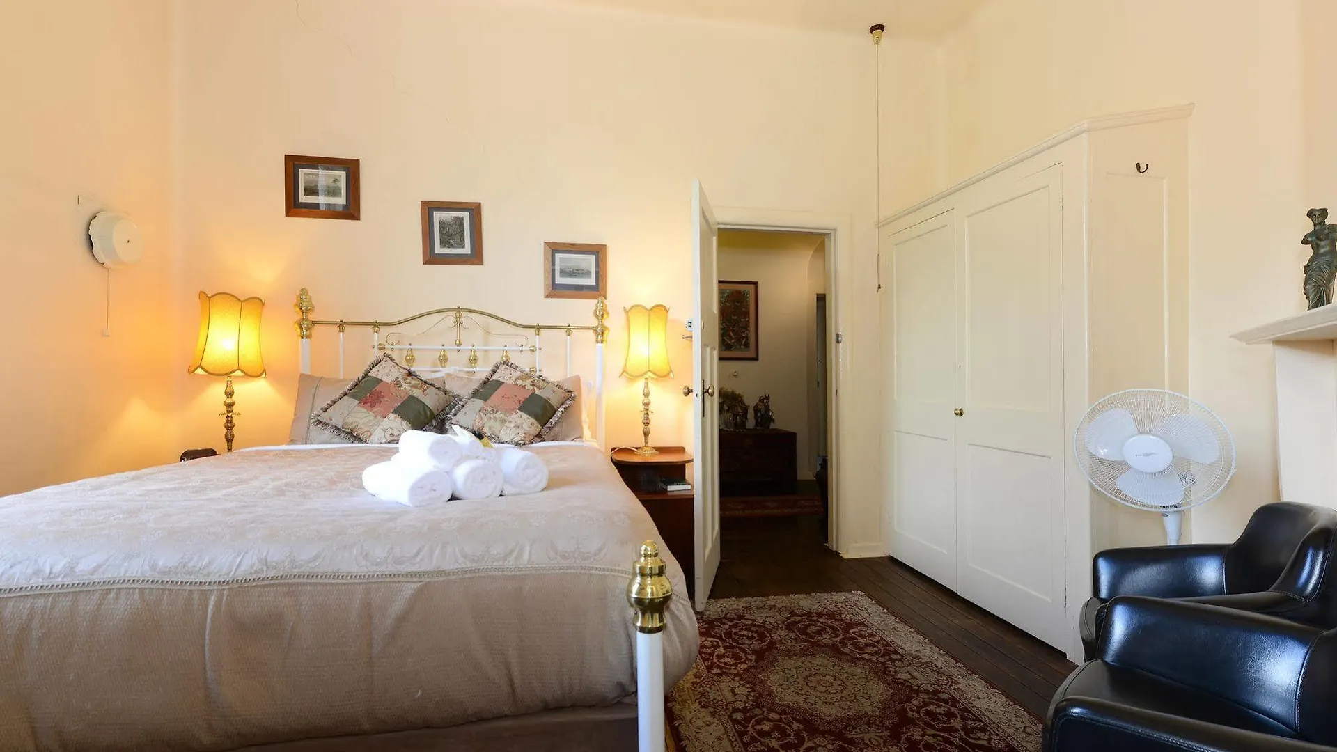 ***  הובארט Edinburgh Gallery Bed & Breakfast אוסטרליה